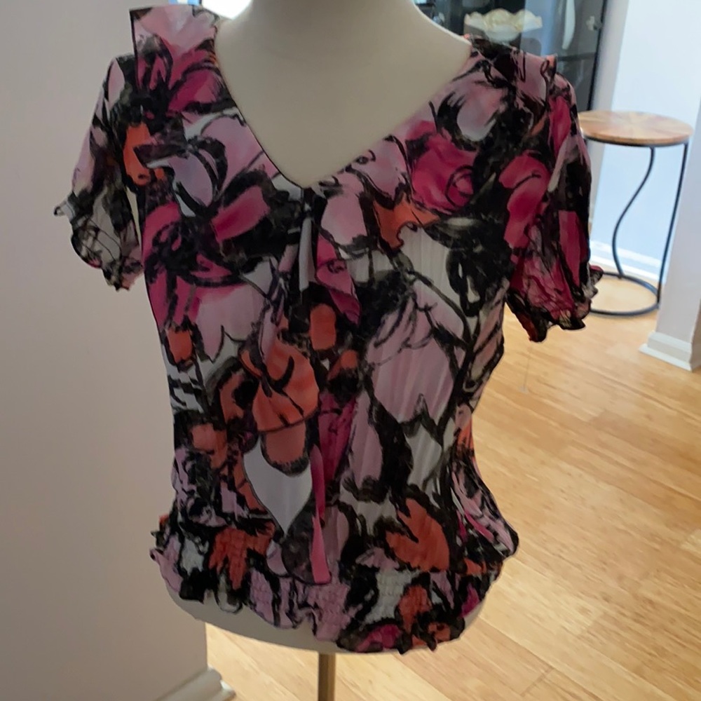 Women’s medium tricolor top